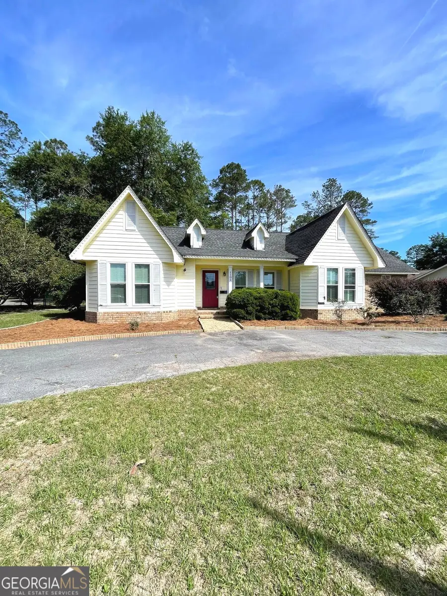1104 Lakeview Drive, Blackshear, GA 31516 - #2