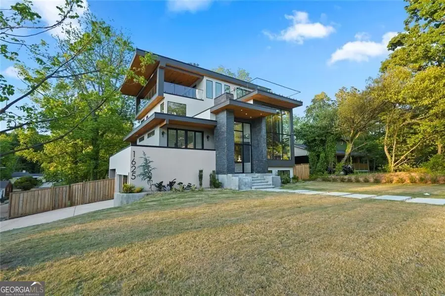 1625 Emerald Avenue Sw, Atlanta, GA 30310 - #2