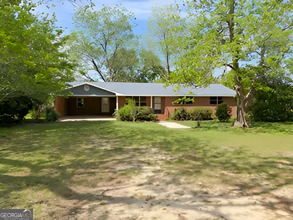 868 Mac Thompson Road, Cochran, GA 31014