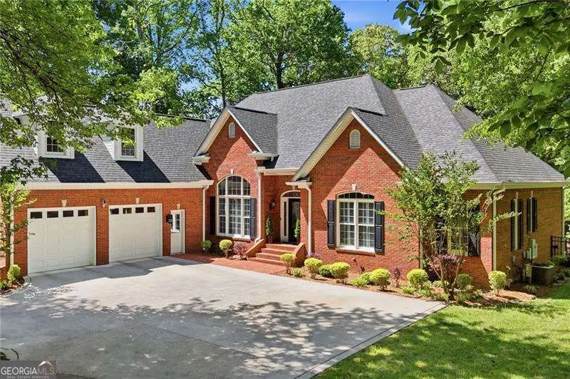 153 York Place, Calhoun, GA 30701 - #2