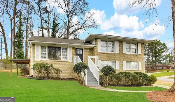 3040 Barksdale Circle, East Point, GA 30344