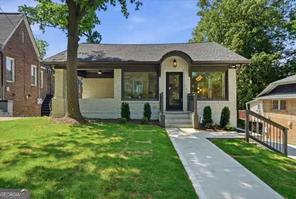 1566 Olympian Circle, Atlanta, GA 30310