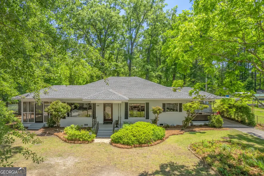 826 E Mccarty Street, Sandersville, GA 31082 - #3