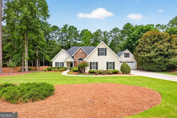 836 Winding Grove Lane, Loganville, GA 30052