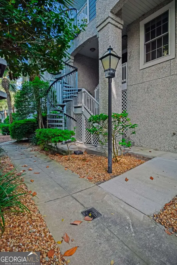 200 Salt Air Drive #124, St. Simons, GA 31522