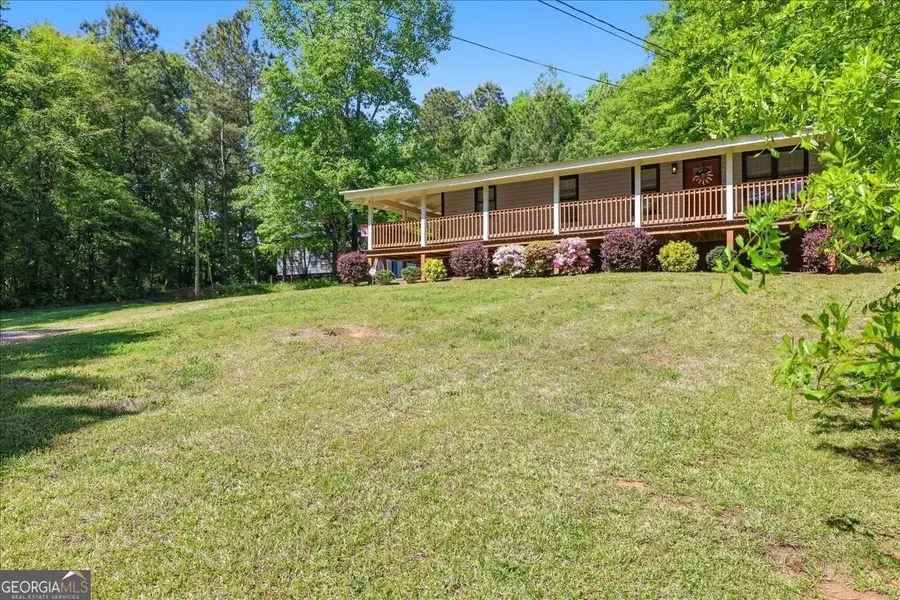 105 Lake Street, Jefferson, GA 30549 - #3