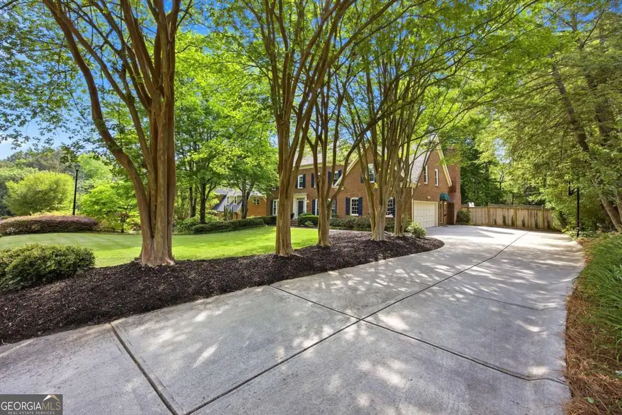 7525 S Spalding Lake Drive, Sandy Springs, GA 30350 - #3