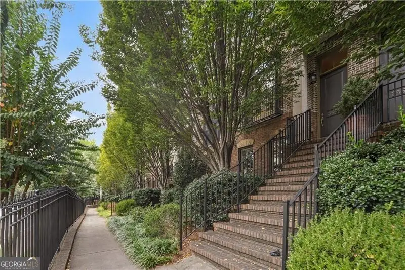 3552 Roswell Road Nw, Atlanta, GA 30305 - #1