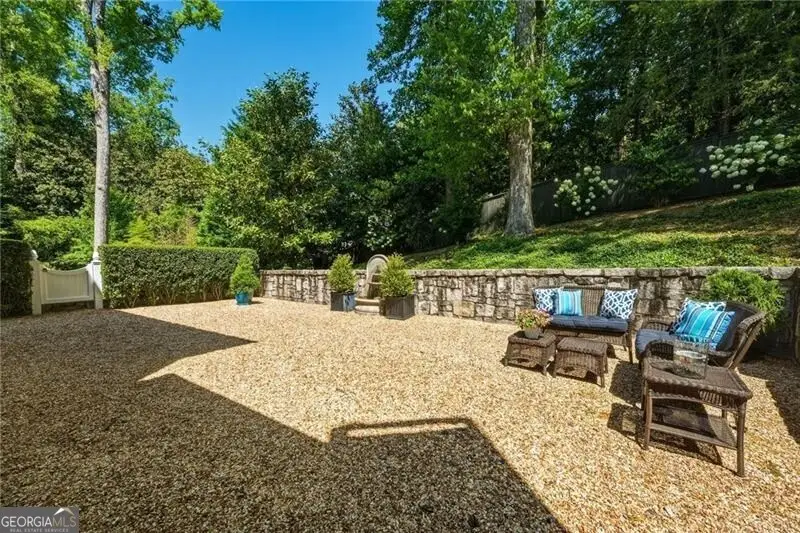 3395 W Paces Ferry Court Nw, Atlanta, GA 30327 - #3