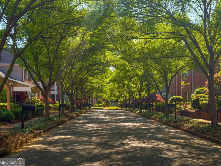 8410 Parker Place, Roswell, GA 30076 - #2