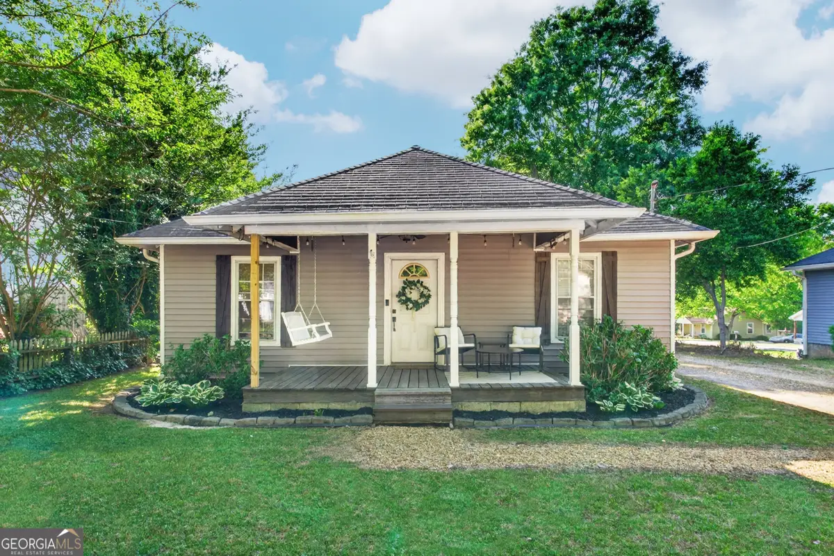 220 Stewart Street, Carrollton, GA 30117 - #1
