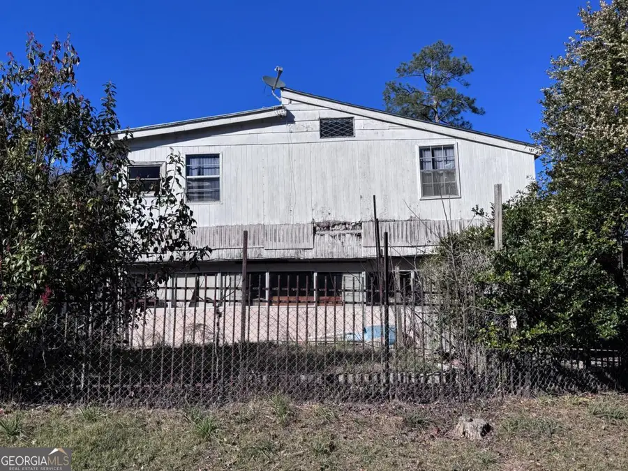 611 S Bead Street, Alma, GA 31510 - #3