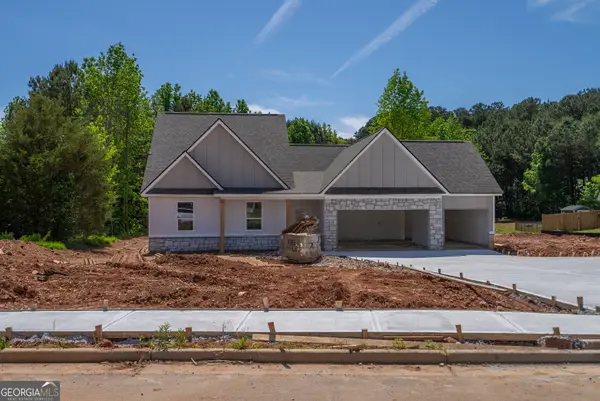 208 Squirrel Run, Good Hope, GA 30641
