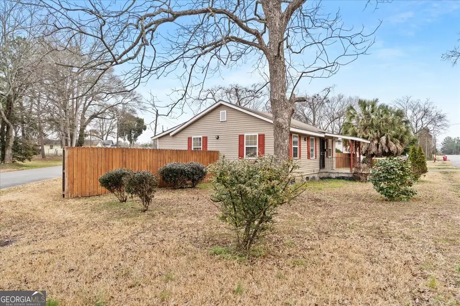 25 Martin Luther King Jr Boulevard, Hawkinsville, GA 31036 - #2