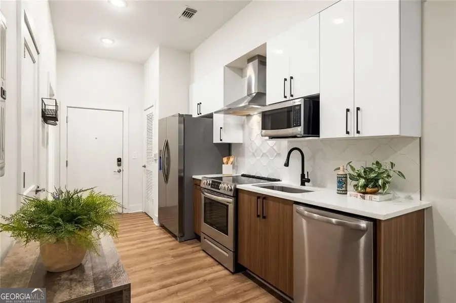 112 Rogers Street Ne #202, Atlanta, GA 30317 - #3