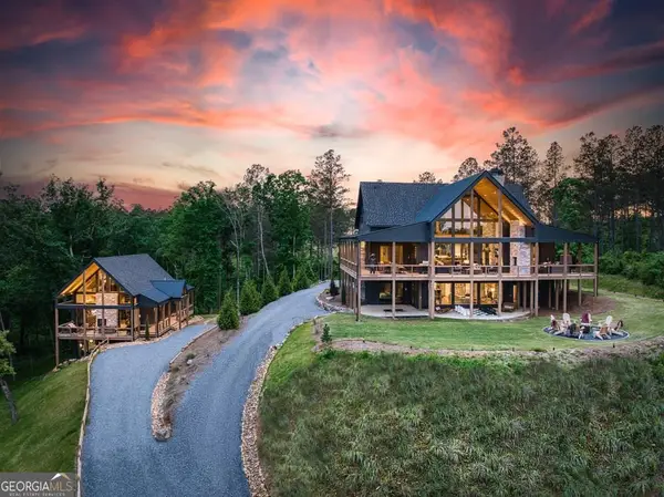 278 Oakwood Lane, Ellijay, GA 30540