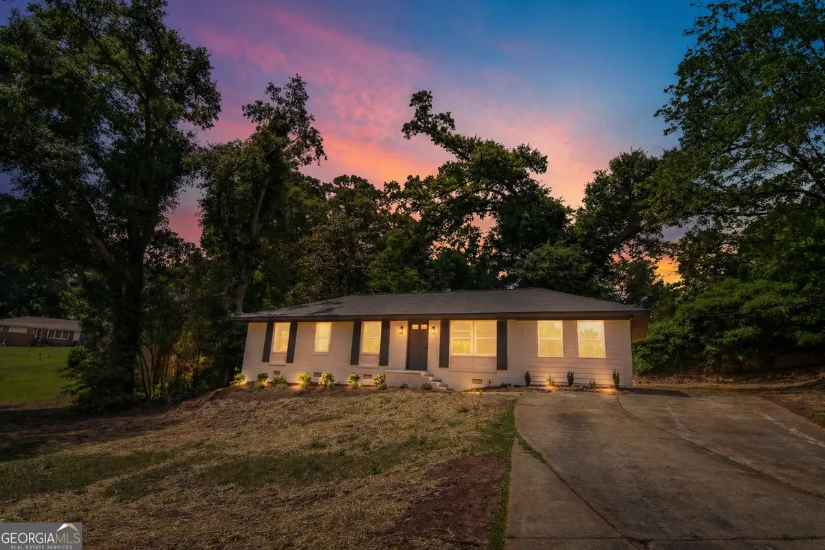 1545 Oakhill Drive, Griffin, GA 30223 - #1