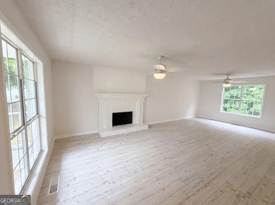 1555 Rose Pointe Drive, Loganville, GA 30052 - #3
