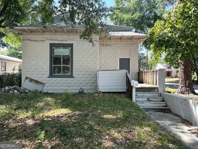 228 N Lee Street, Fitzgerald, GA 31750 - #1