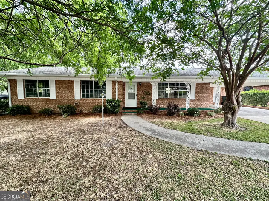 402 Pineview Drive, Waycross, GA 31501 - #2