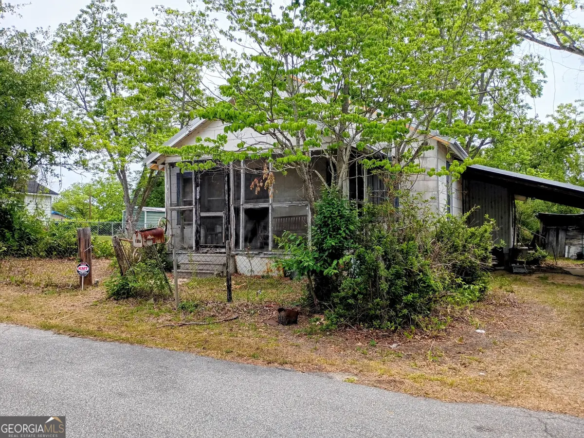 317 Poplar Street, Swainsboro, GA 30401 - #1