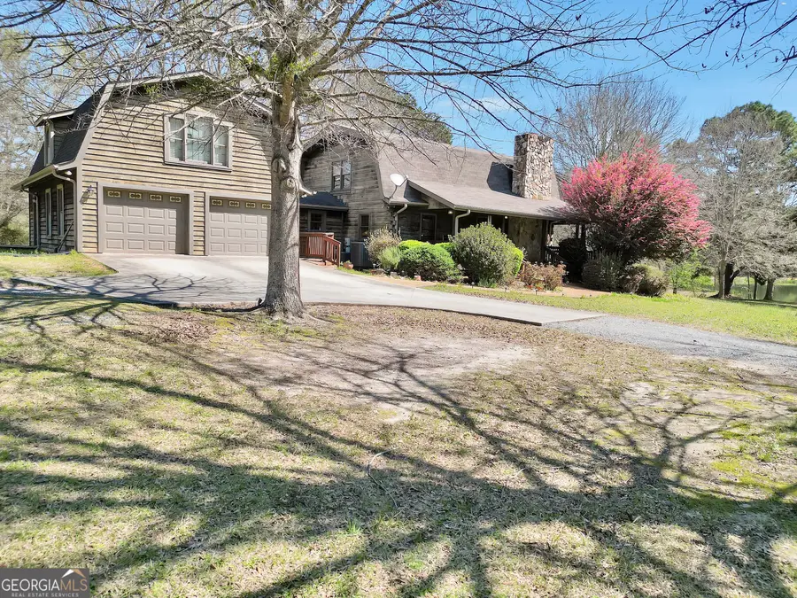 330 Country Kitchen Road, Barnesville, GA 30204 - #2