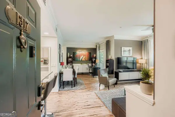 955 Juniper Street Ne #1317, Atlanta, GA 30309