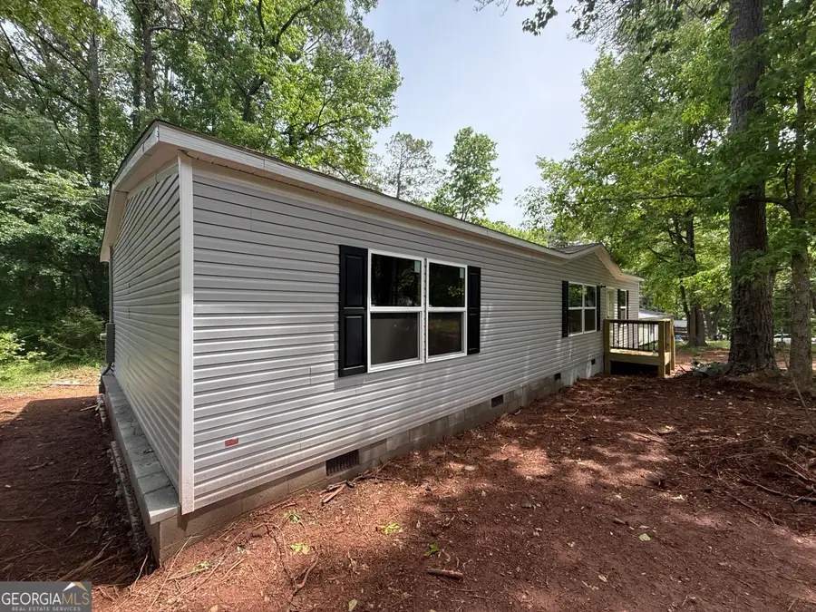 166 Evergreen Dr, Carrollton, GA 30117 - #2