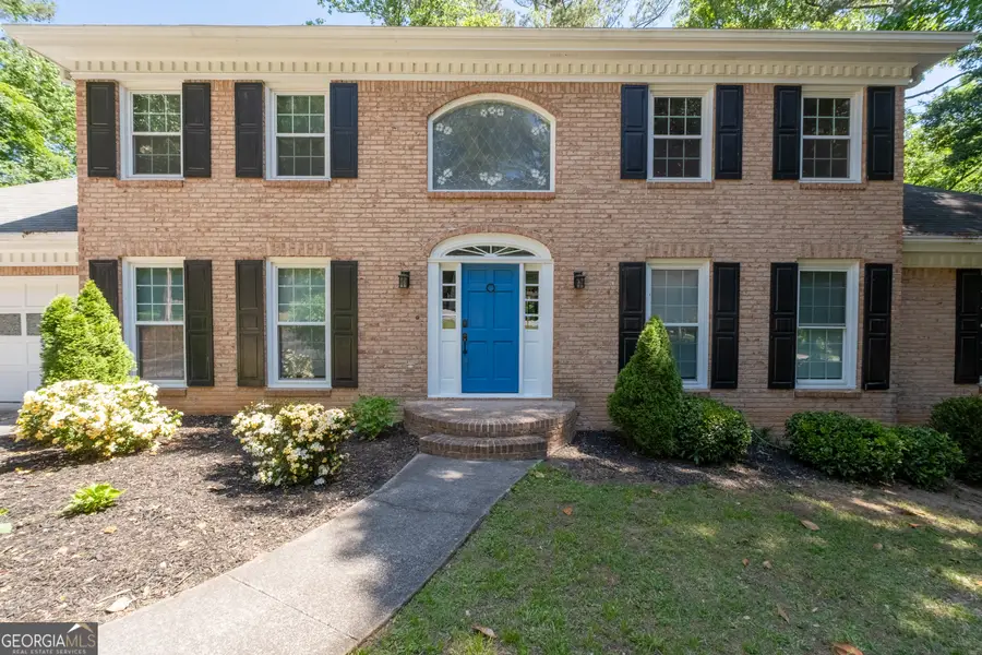 2562 River Knoll Drive Sw, Lilburn, GA 30047 - #2