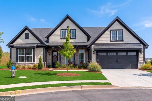 426 Clear Lake Parkway, Hoschton, GA 30548