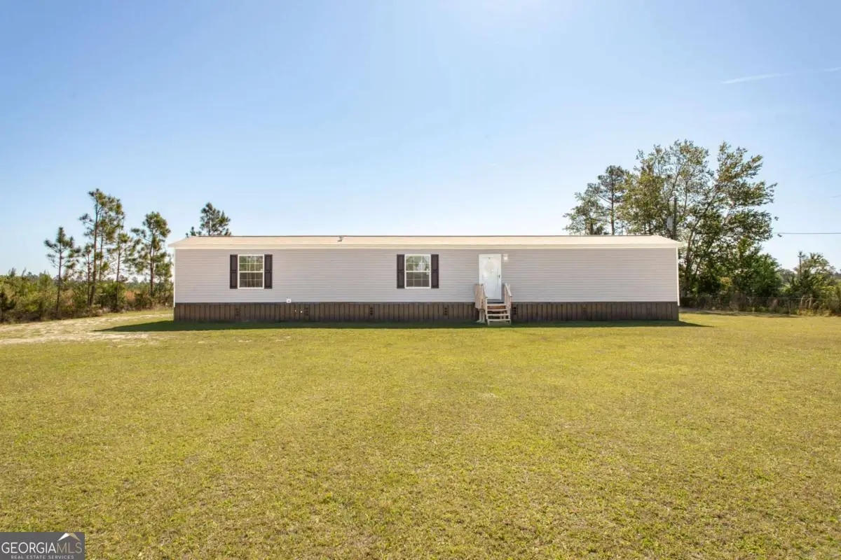 4121 Manor Millwood Road S, Waycross, GA 31503 - #1