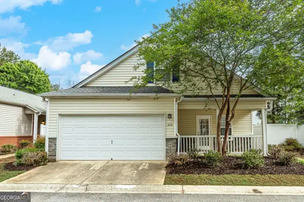 533 W Oaks Drive, Woodstock, GA 30188