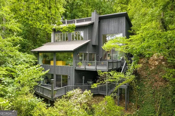225 River North Drive, Atlanta, GA 30328