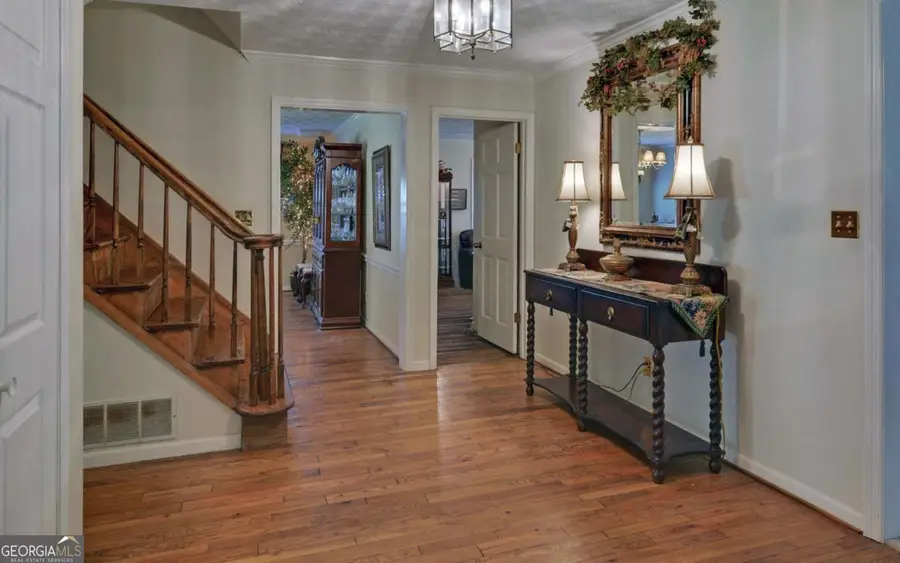 3341 Edgewood Circle, Gainesville, GA 30506 - #3