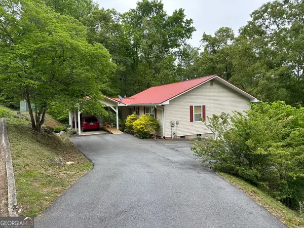 196 White Street, Dillard, GA 30537