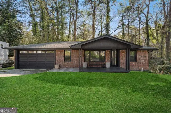 2746 Dale Creek Drive Nw, Atlanta, GA 30318