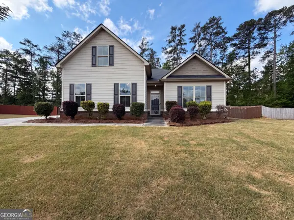 4075 Mcclendon Way, Rex, GA 30273