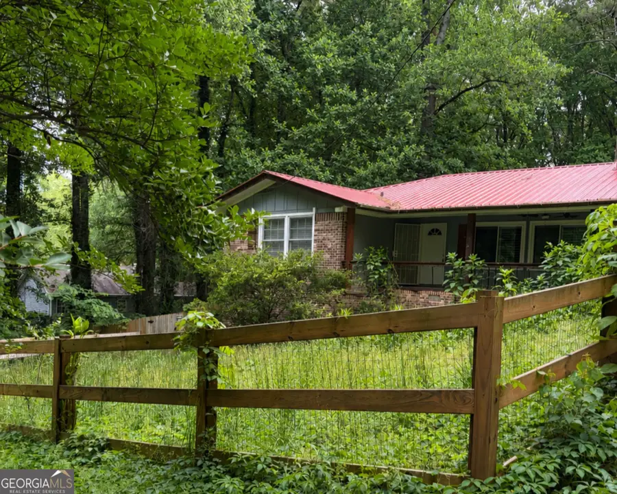 1552 Todd Lane Sw, Lilburn, GA 30047 - #2