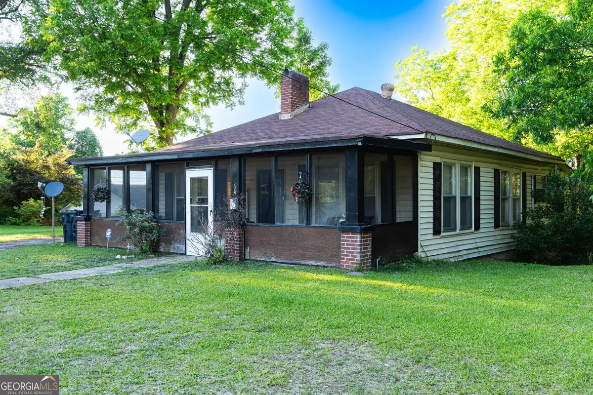 109 E Main Street, Manchester, GA 31816 - #1