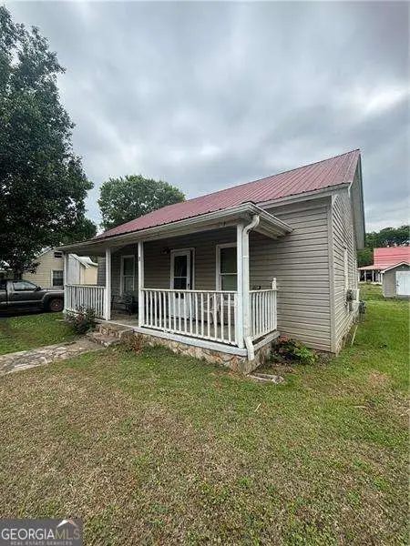 8 Walnut Street, Aragon, GA 30104