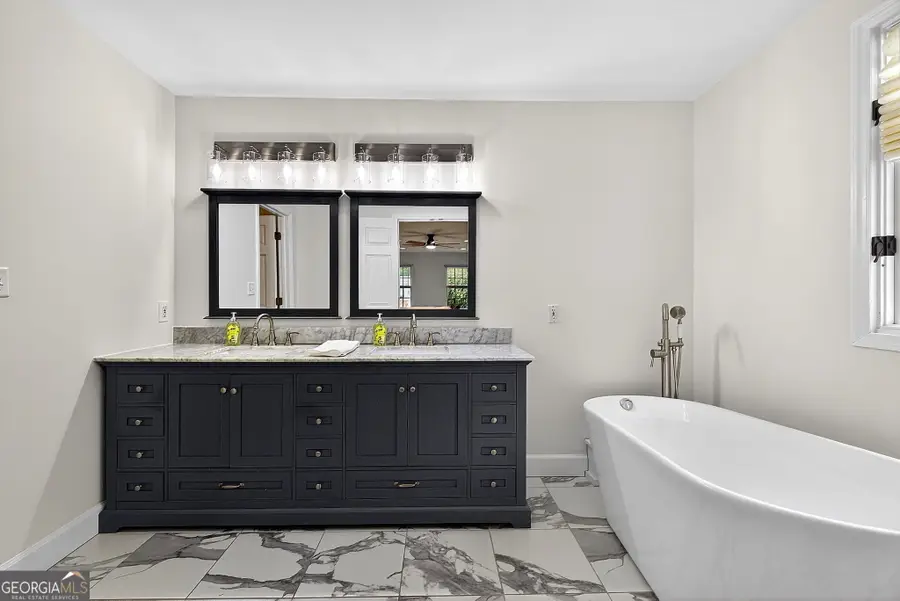 445 Cove Drive Ne, Marietta, GA 30067 - #3