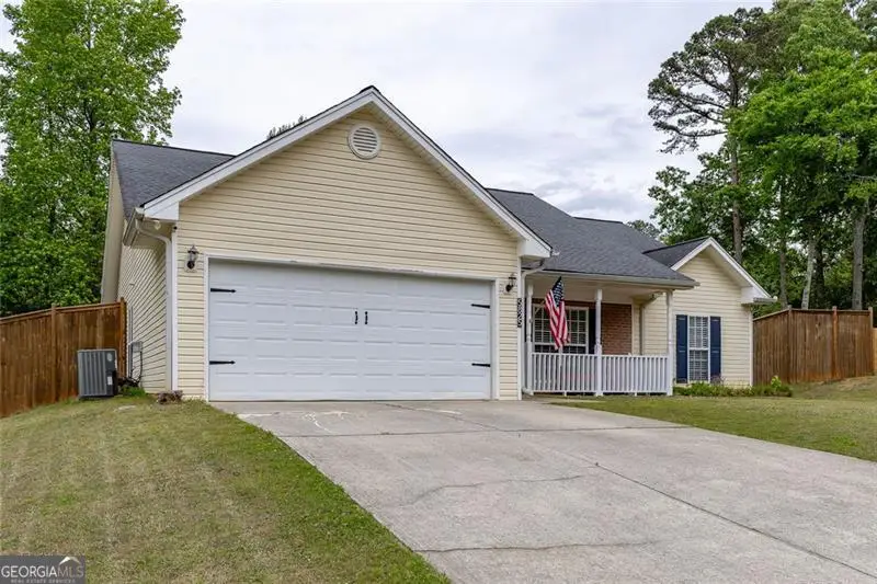 5825 April Drive, Sugar Hill, GA 30518 - #2