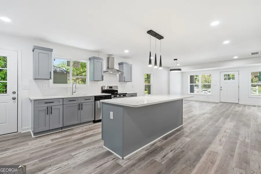 2624 Peyton Road Nw, Atlanta, GA 30318 - #2