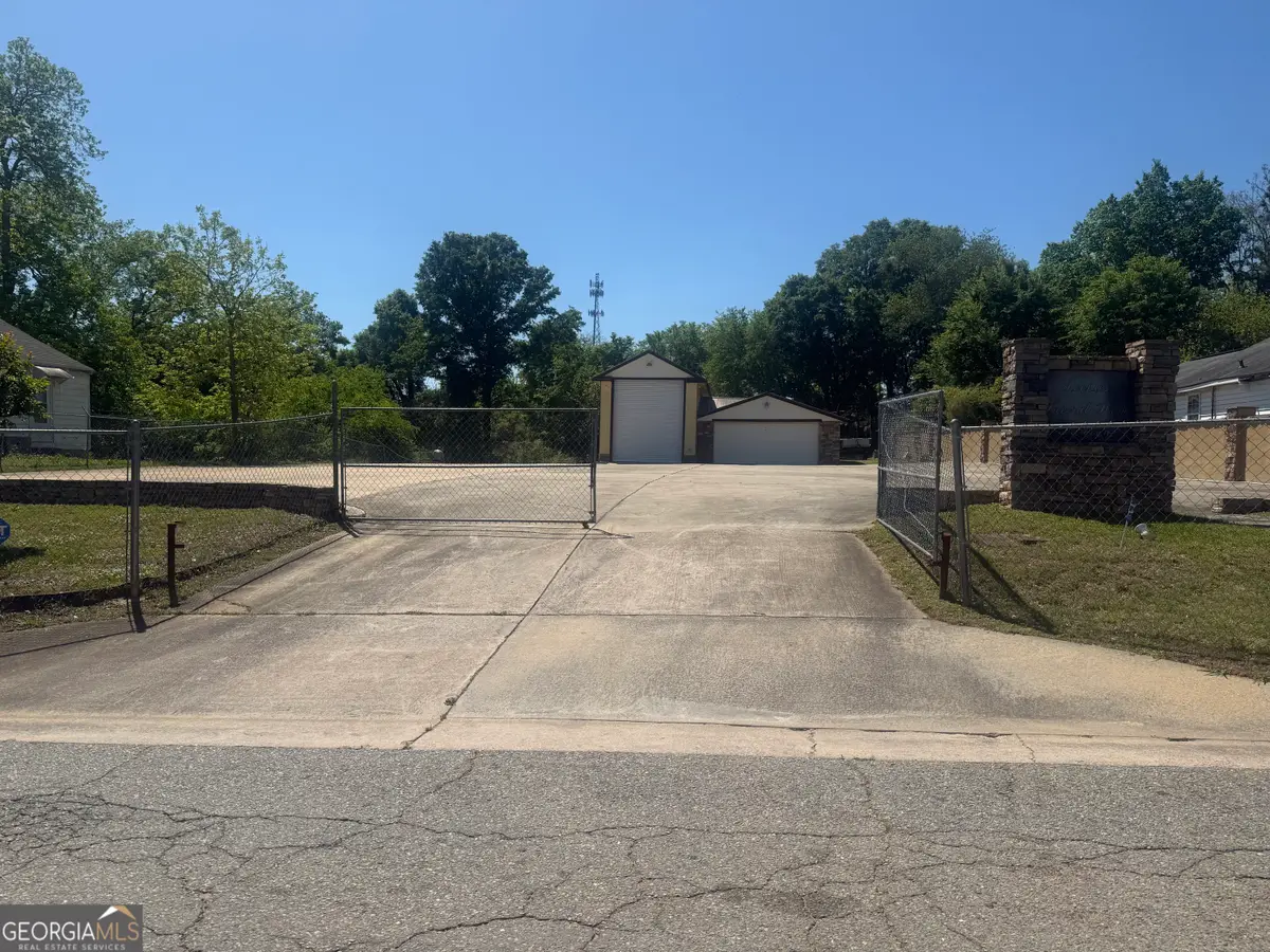 922 North Clarke Street, Milledgeville, GA 31061 - #1