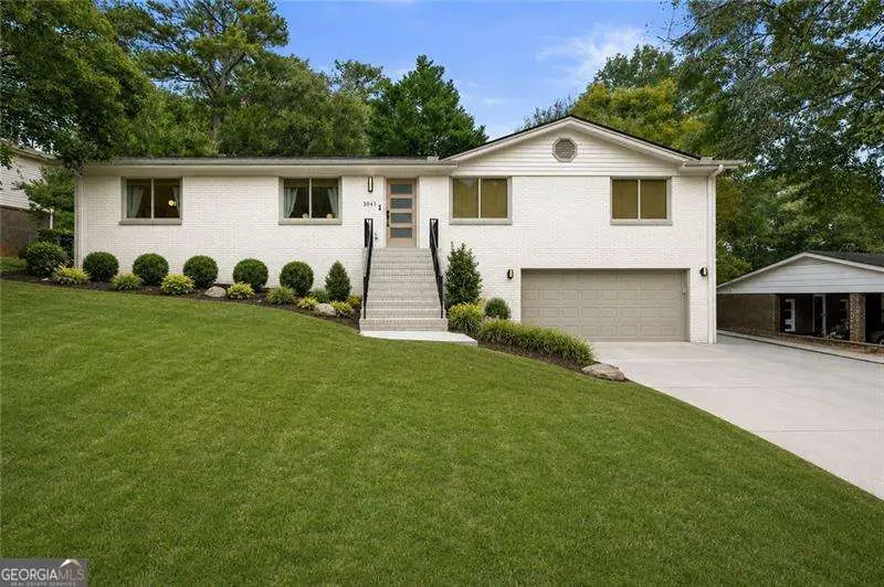 3941 Lake Drive Se, Smyrna, GA 30082 - #2