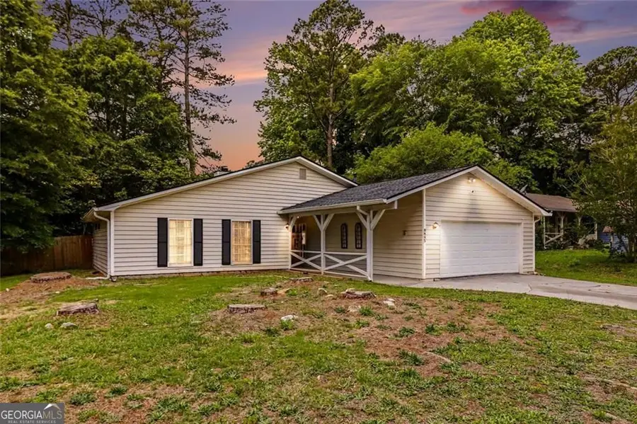 8895 Wesley Place, Jonesboro, GA 30238 - #2