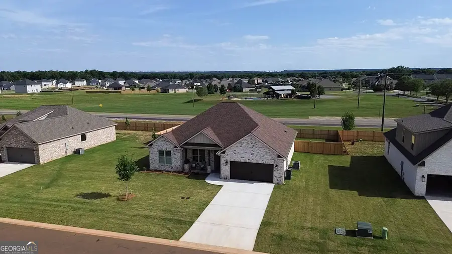 202 Farmland Circle, Perry, GA 31069 - #2