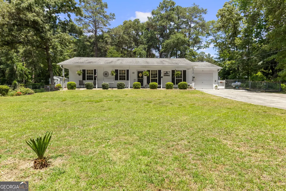 305 N Lake Drive, Perry, GA 31069 - #1