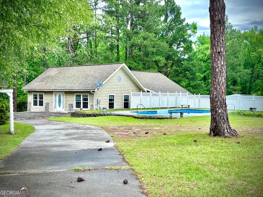 87 Georgia Avenue, Adrian, GA 31002 - #3