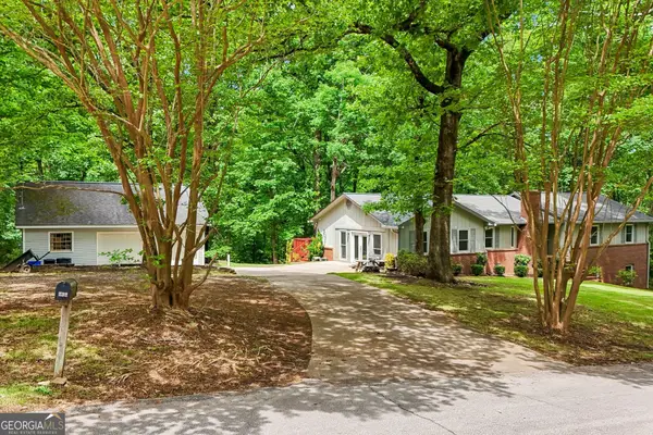 232 E Miles Road, Carrollton, GA 30116